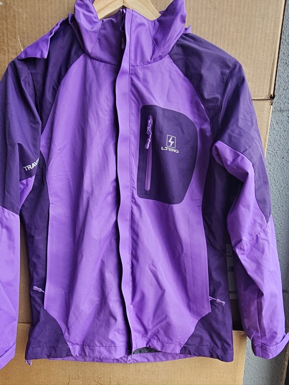 L.TENG Women's Waterproof Outdoor Hiking Travel Rain Jacket Purple Size M
